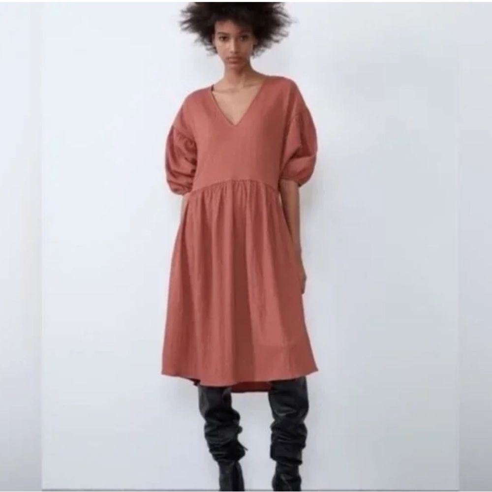 Zara balloon sleeve textured dress. Terracotta. Small.